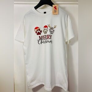 🎅 AD WEAR “Merry Christmas” Paw Print Tee | White Holiday Shirt LARGE